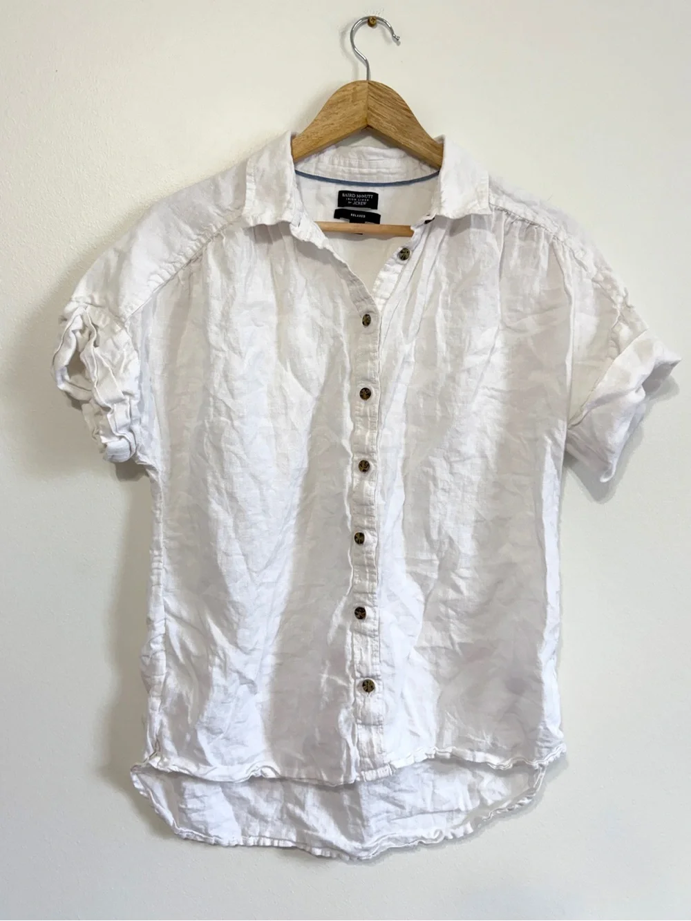 J CREW Irish Linen Baird McNutt Irish Button Up shirt Size Small AY665